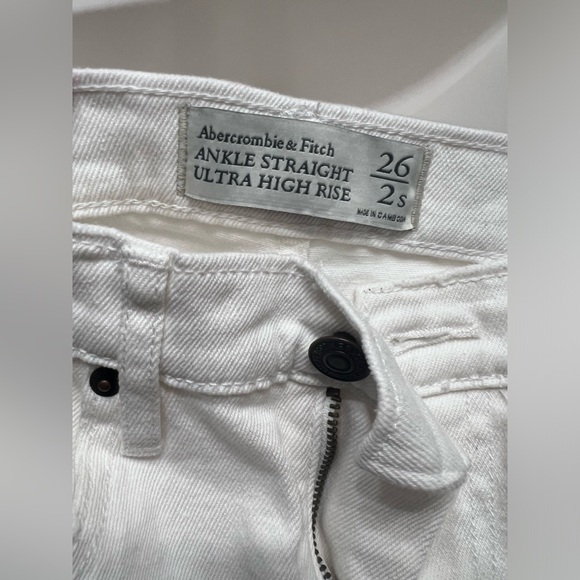 Abercrombie Ankle Straight High Rise Jeans - Picture 2 of 4